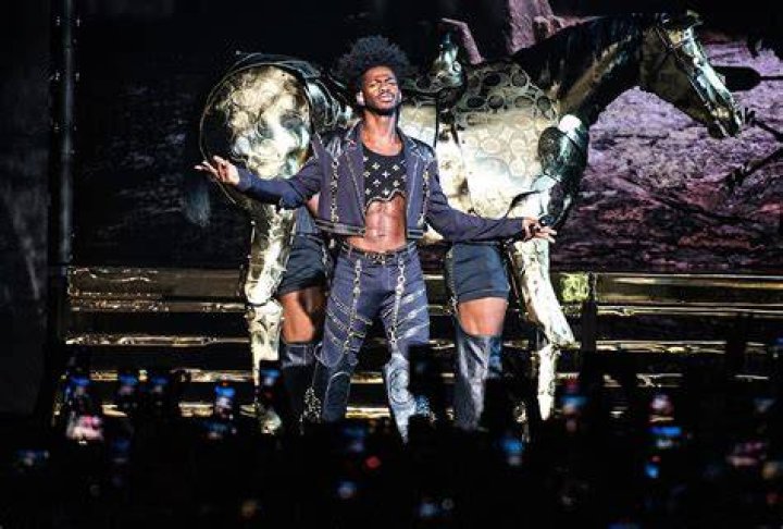 
Lil Nas X Paused His Atlanta Concert to Tell the Audience He Was Pooping: ‘I’ll Be Right Back’ 