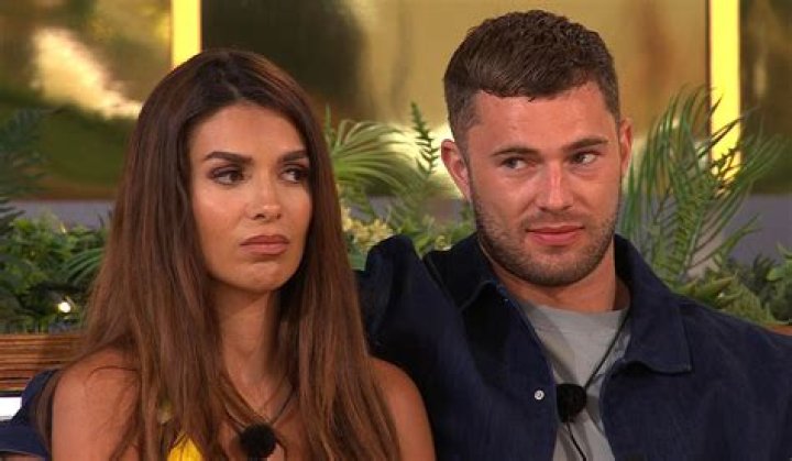 
Love Island’s Ekin Su and Footballer Jack Grealish Debut Instagram Flirting, What Exactly Happened Between Them? 