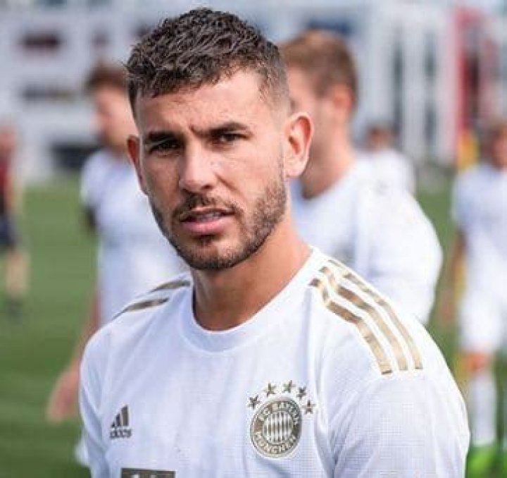 
Lucas Hernandez Height, Weight, Net Worth, Age, Birthday, Wikipedia, Who, Nationality, Biography 