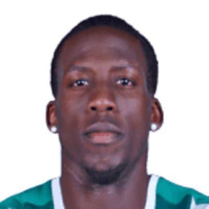 Luis Advincula Height, Weight, Net Worth, Age, Birthday, Wikipedia, Who, Instagram, Biography