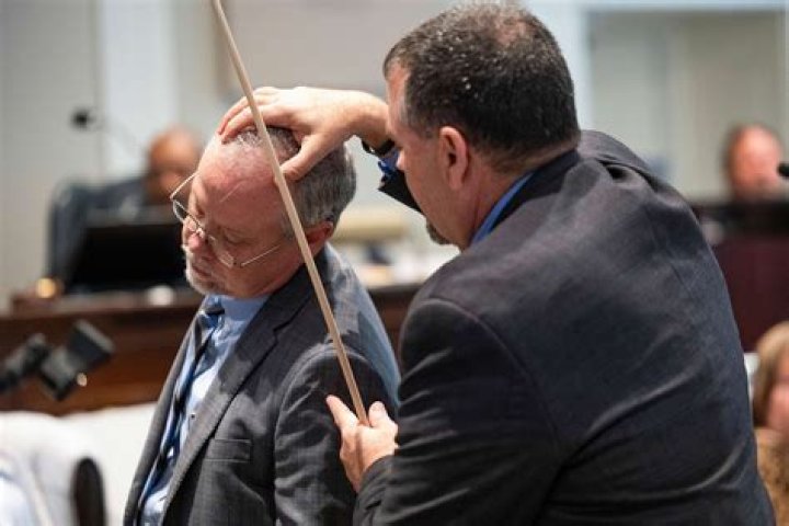 
Maggie Murdaugh Autopsy Photo Leaves Alex Rocking & Sobbing 