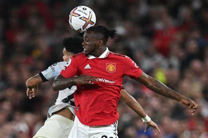 
Man Utd Will Only Sanction Aaron Wan-bissaka Departure If Replacement Found; Sergino Dest Considered 