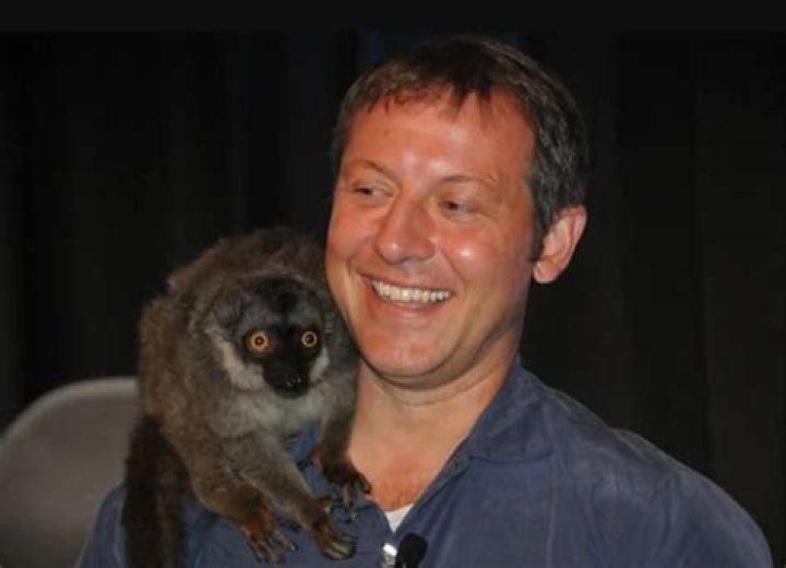 Martin Kratt is Married to Wife: Laura Wilkinson. Kids.