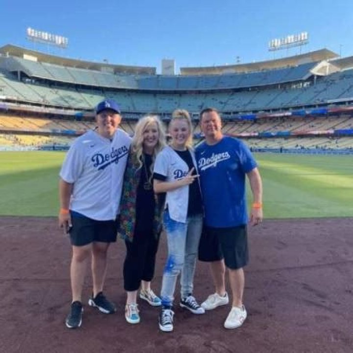 Meet Jojo Siwa’s Father Tom Siwa- What Does He Do Now? Details Here