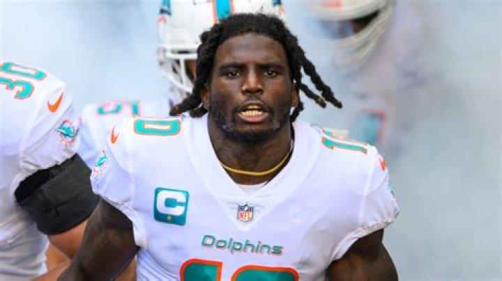 
Miami Dolphins Height, Weight, Net Worth, Age, Birthday, Wikipedia, Who, Nationality, Biography 