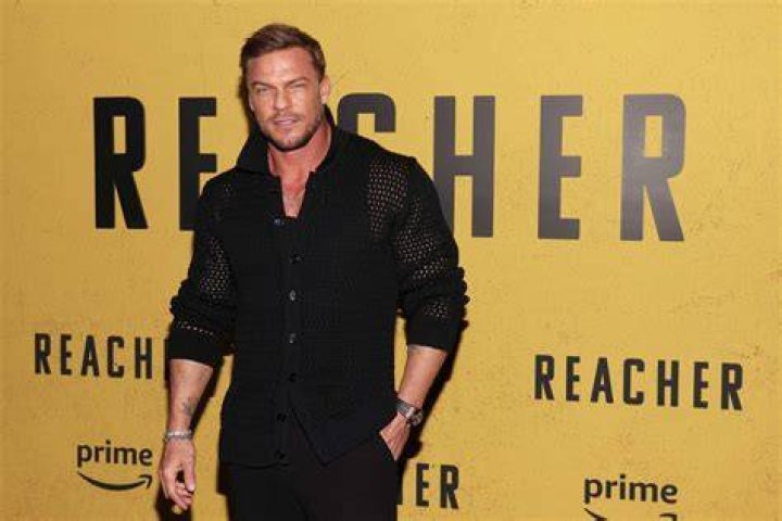 
Mischa Richter Height, Weight, Net Worth, Age, Birthday, Wikipedia, Who, Nationality, Biography 