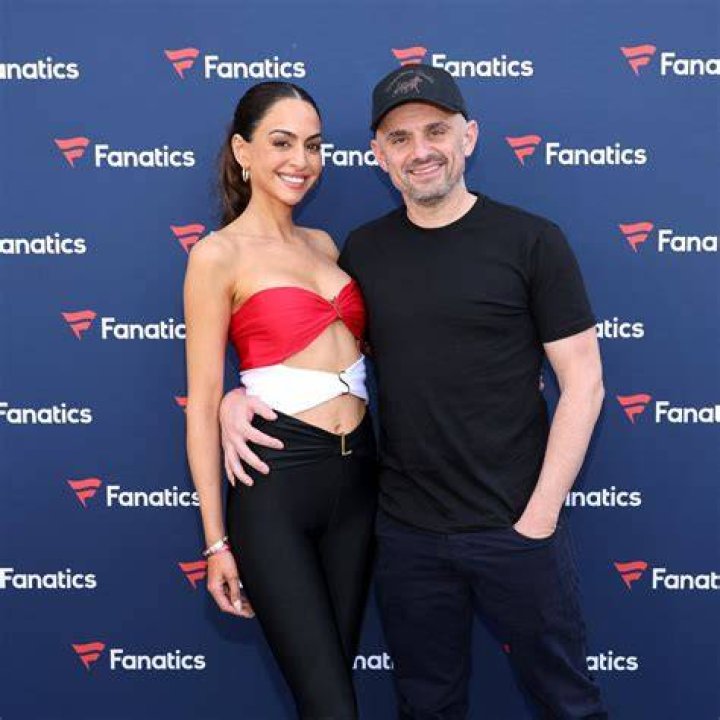 Mona Vand Is Engaged To Boyfriend Gary Vaynerchuk