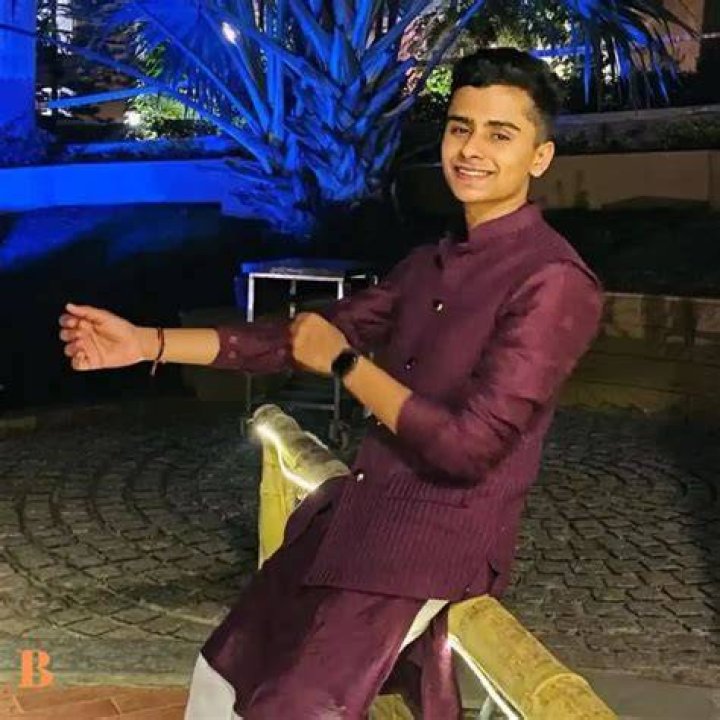 Naman Jain Height, Weight, Net Worth, Age, Birthday, Wikipedia, Who, Instagram, Biography