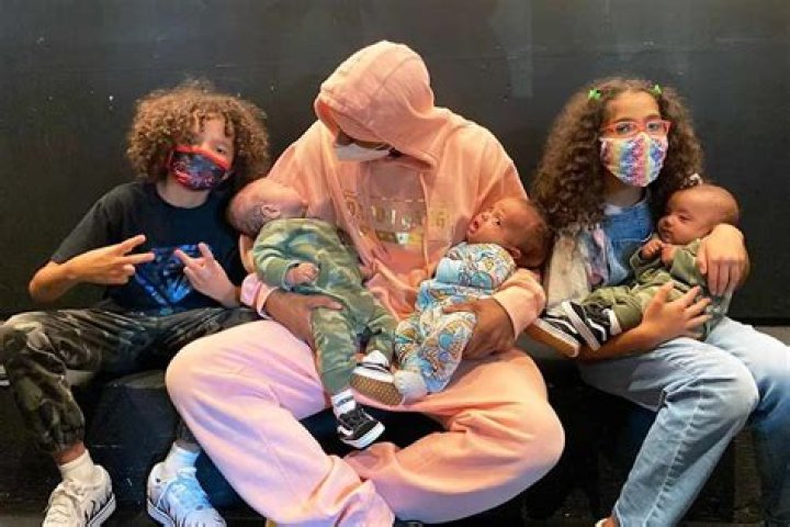 
Nick Cannon Has ‘No Idea’ If More on the Way, Steps Out for the First Time After Birth of 11th Baby 