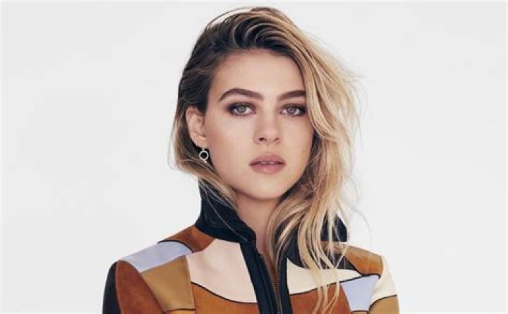 Nicola Peltz Height, Weight, Net Worth, Age, Birthday, Wikipedia, Who, Nationality, Biography