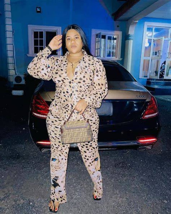 
Nollywood Actress, Nkechi Blessing Stirs Reactions As She Visits Ex-boyfriend’s Home Town 