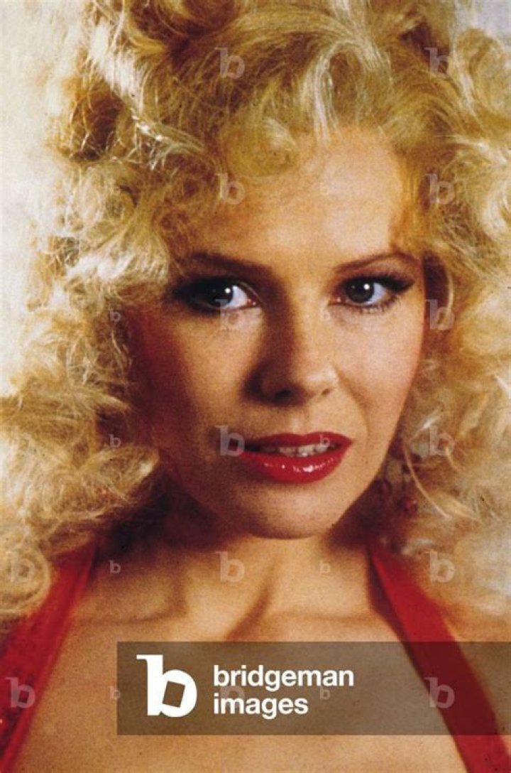 Pamela Stephenson Height, Weight, Net Worth, Age, Birthday, Wikipedia, Who, Instagram, Biography