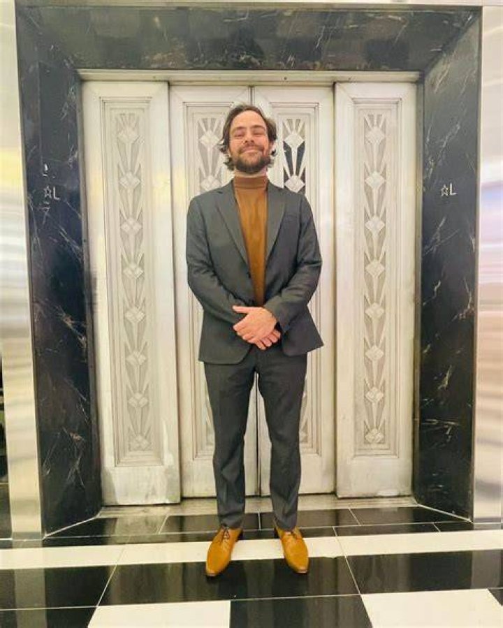 
Peter Lanzani Height, Weight, Net Worth, Age, Birthday, Wikipedia, Who, Nationality, Biography 