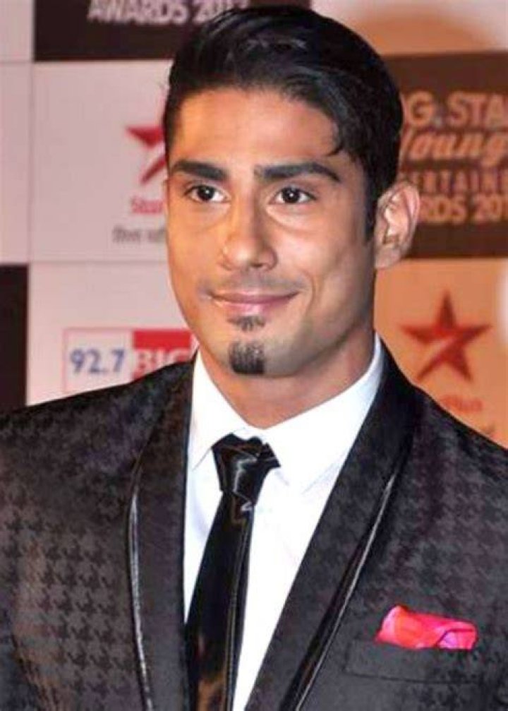 Prateik Babbar Height, Weight, Net Worth, Age, Birthday, Wikipedia, Who, Nationality, Biography