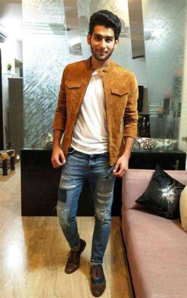 Priyanshu Jora Height, Weight, Net Worth, Age, Birthday, Wikipedia, Who, Instagram, Biography