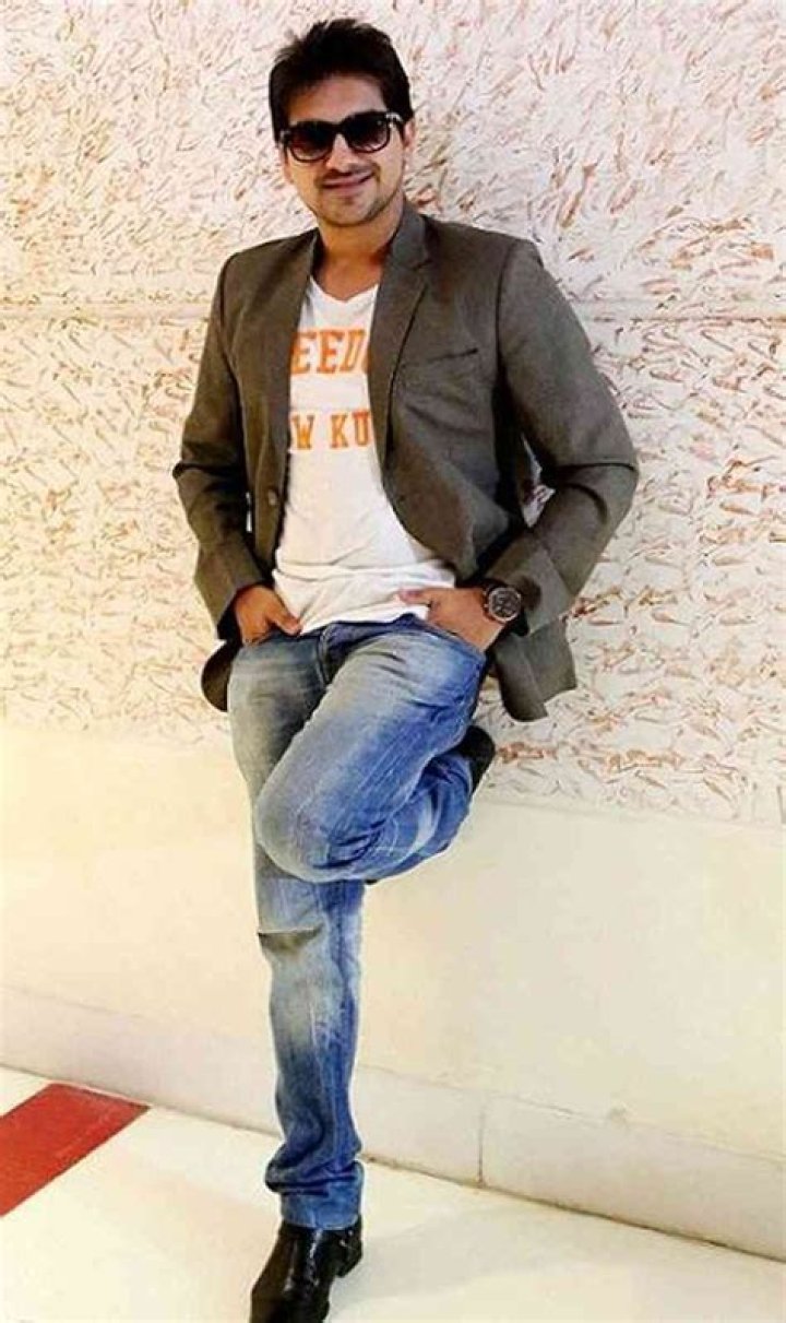 Pushkar Jog Height, Weight, Net Worth, Age, Birthday, Wikipedia, Who, Instagram, Biography