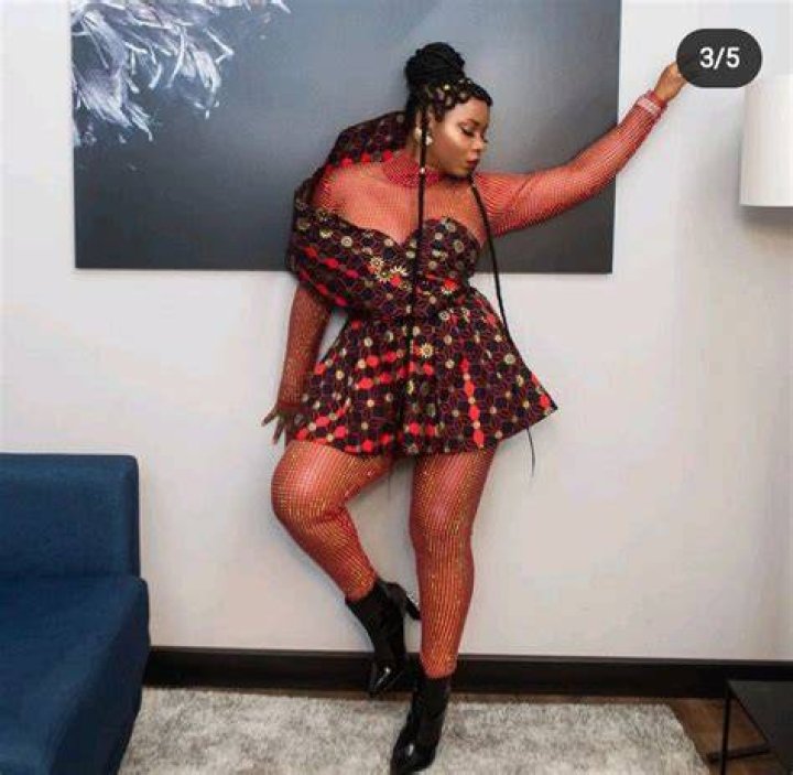 
Reactions As Singer Yemi Alade Shows Off Her Beauty In New Photos She Posted On Instagram 