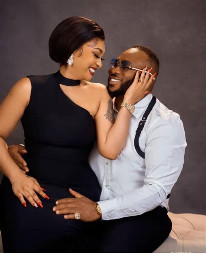 
Reactions As Tonto Dikeh’s Ex-husband, Churchill Is Seen Having Fun With His Wife 