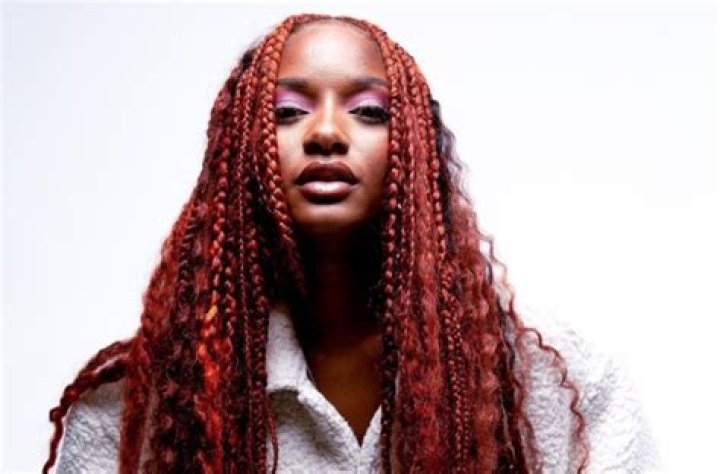 
Rema And Ayra Starr Set Tongues Wagging As They Nearly Kiss On Stage 