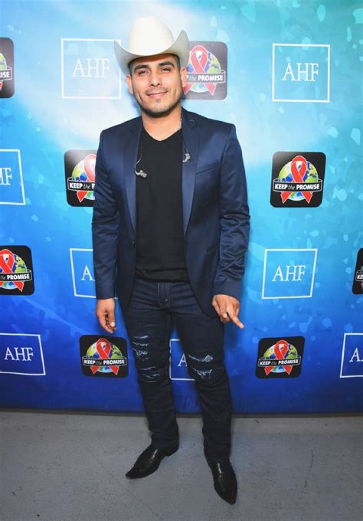 Robert Paz Height, Weight, Net Worth, Age, Birthday, Wikipedia, Who, Instagram, Biography