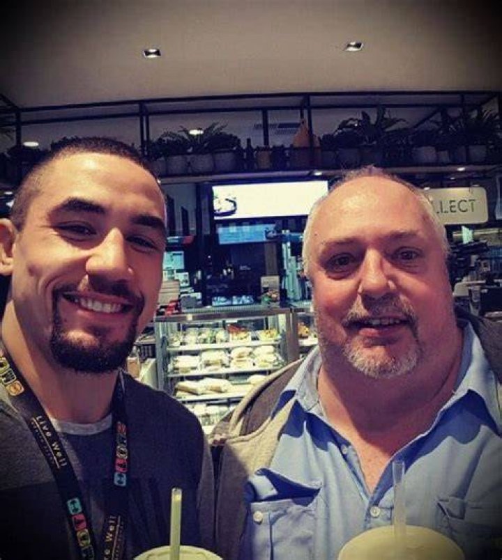 
Robert Whittaker Parents | Meet Jewel And Jack Whittaker 