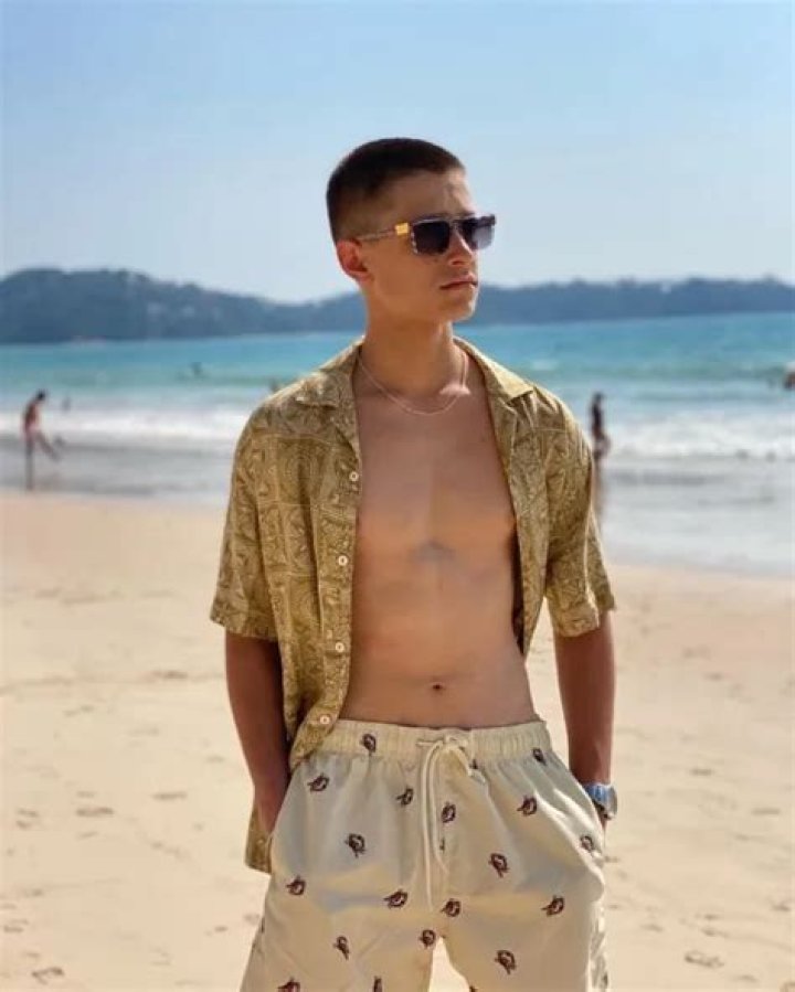 Ronald Kurzawa Height, Weight, Net Worth, Age, Birthday, Wikipedia, Who, Nationality, Biography