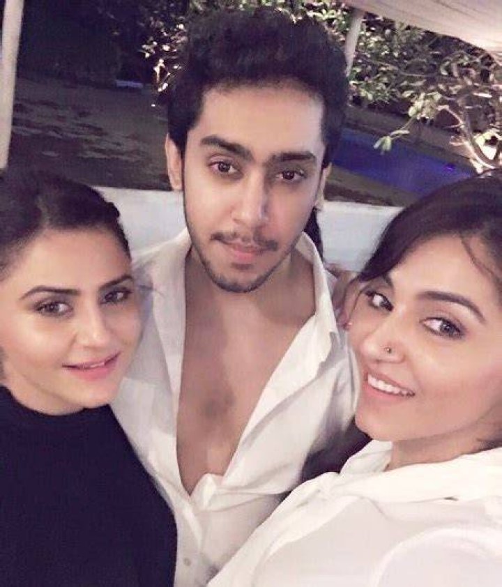 Roop Sidhu Sufi Sparrows Height, Weight, Net Worth, Age, Birthday, Wikipedia, Who, Instagram, Biography