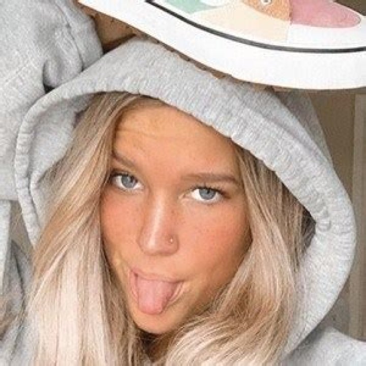 
Rubie Vander Mey Height, Weight, Net Worth, Age, Birthday, Wikipedia, Who, Nationality, Biography 