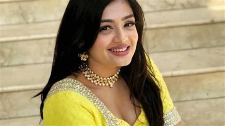 Samiksha Jaiswal Height, Weight, Net Worth, Age, Birthday, Wikipedia, Who, Nationality, Biography