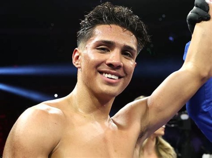 
Samuel Vargas Height, Weight, Net Worth, Age, Birthday, Wikipedia, Who, Nationality, Biography 