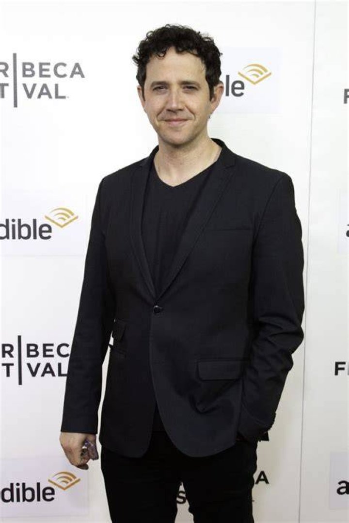 Santino Fontana Height, Weight, Net Worth, Age, Birthday, Wikipedia, Who, Nationality, Biography