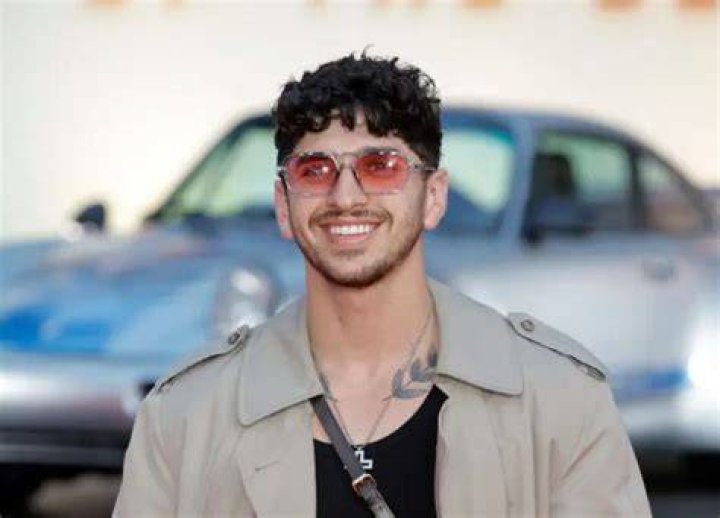 Sebastian Melrose Height, Weight, Net Worth, Age, Birthday, Wikipedia, Who, Nationality, Biography