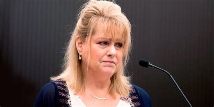 Sharon Marie Huddle Height, Weight, Net Worth, Age, Birthday, Wikipedia, Who, Nationality, Biography