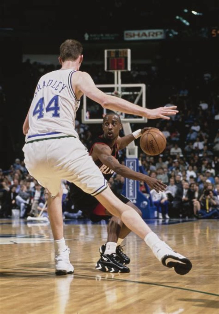
Shawn Bradley Height, Weight, Net Worth, Age, Birthday, Wikipedia, Who, Nationality, Biography 