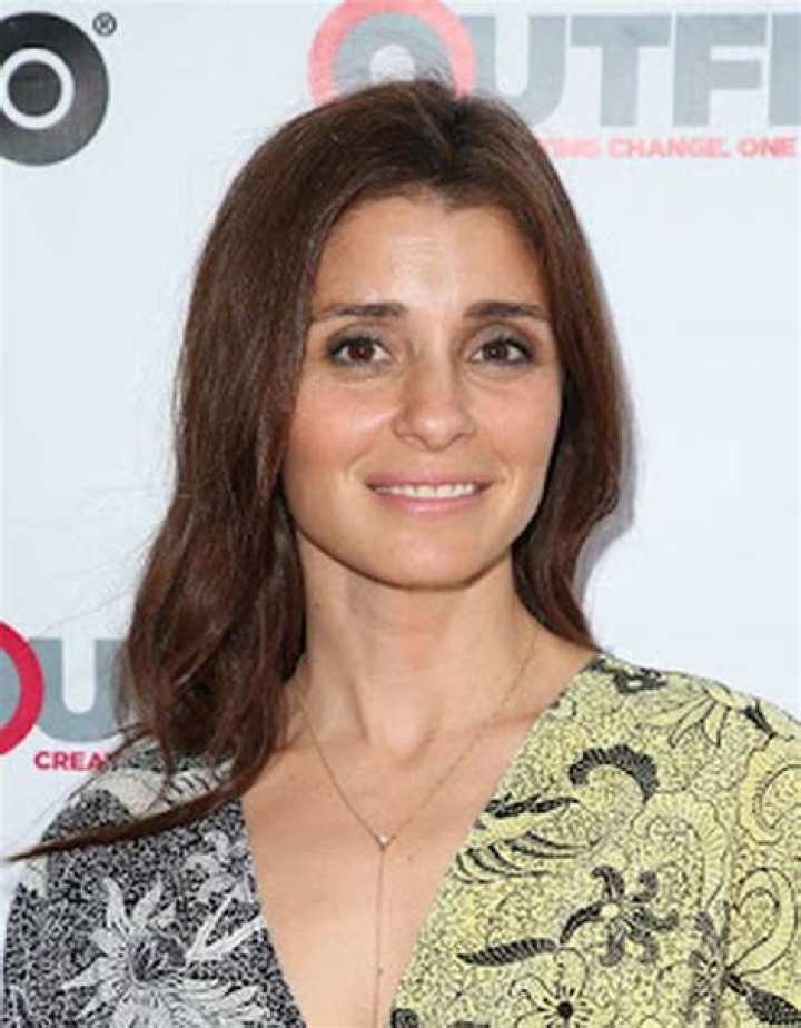 Shiri Appleby Height, Weight, Net Worth, Age, Birthday, Wikipedia, Who, Instagram, Biography