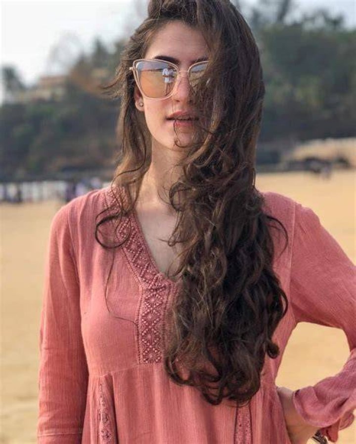 Shivaleeka Oberoi Height, Weight, Net Worth, Age, Birthday, Wikipedia, Who, Nationality, Biography