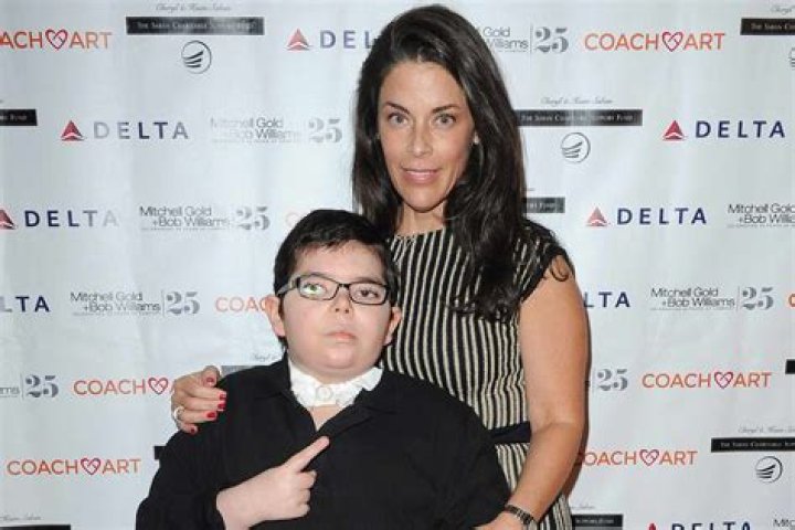 Slade Smiley | Son Illness: Grayson, Battling With Brain Cancer