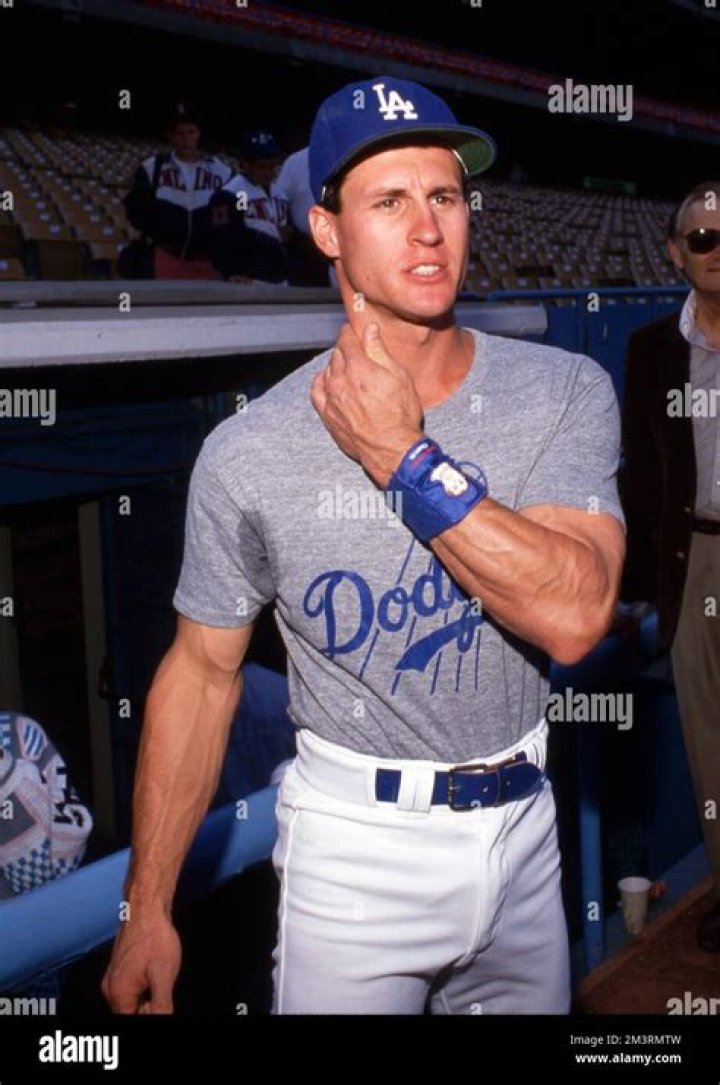 Steve Sax Height, Weight, Net Worth, Age, Birthday, Wikipedia, Who, Nationality, Biography