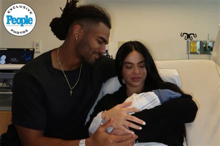Sydney Hightower | Parents And Ethnicity