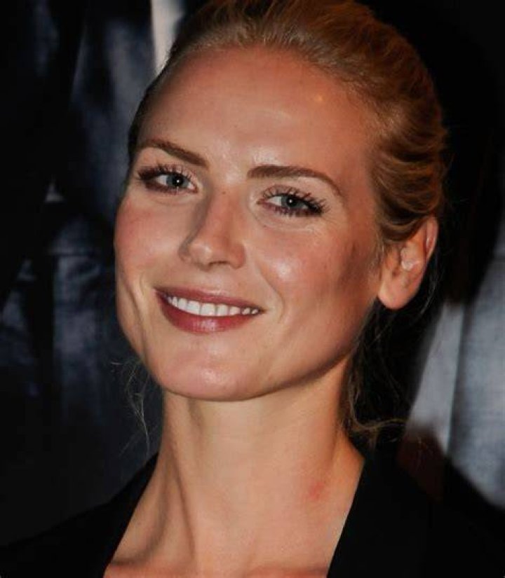  Synnove Macody Lund