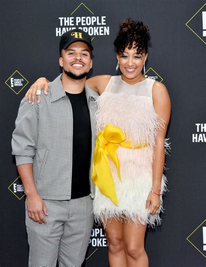 
The Untold Truth About Tia Mowry’s Brother Tavior Mowry 