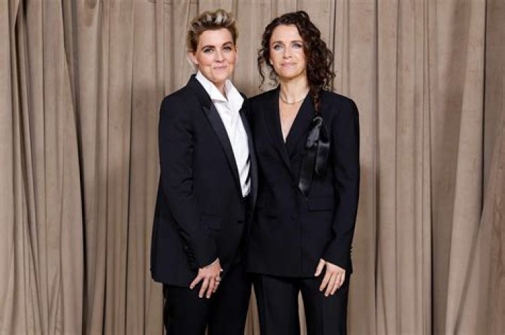 
The Untold Truth of Brandi Carlile and Her Wife – Catherine Shephard 