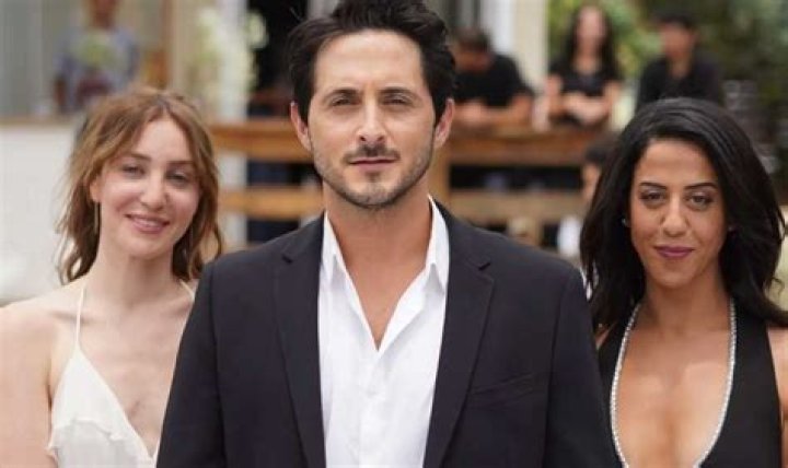 
Tomer Capone Loves To Spend Time With His Girlfriend Ortal Ben-Shoshan Of Ten Years 