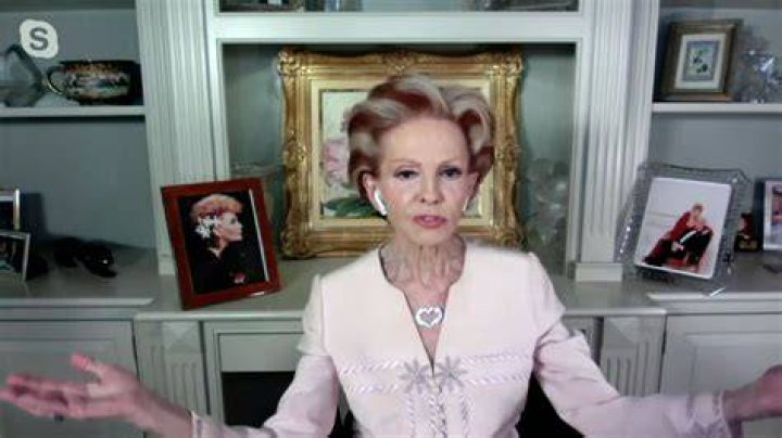 
Tova Borgnine Passed Away At The Age Of 80 