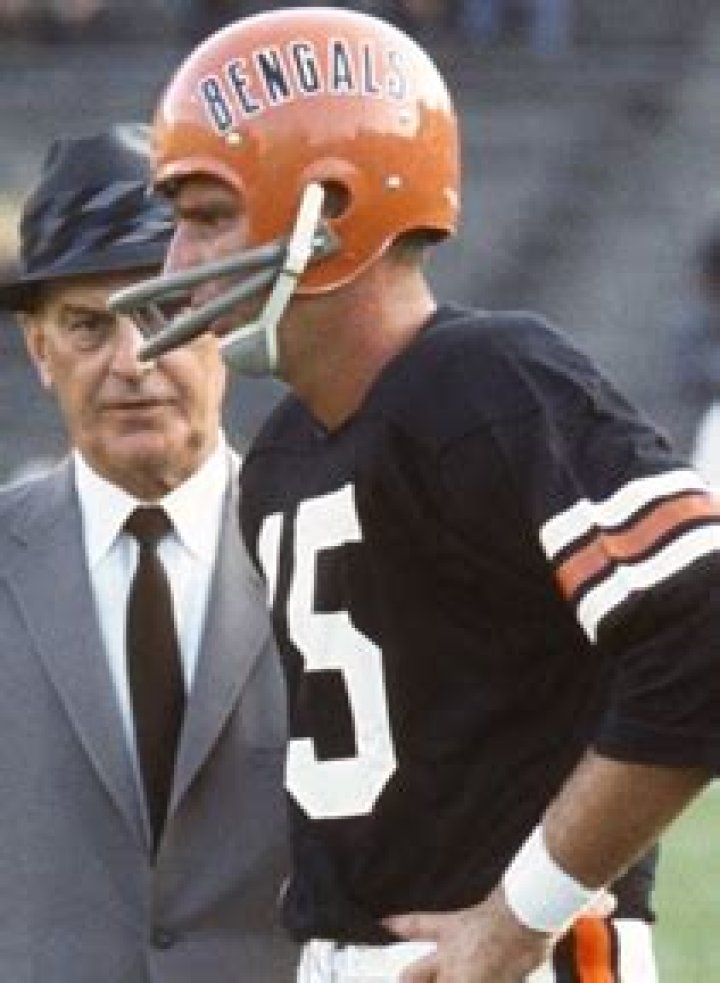 
Veteran Quarterback And Bengals Coach John Stofa Obituary & Net Worth At Death 