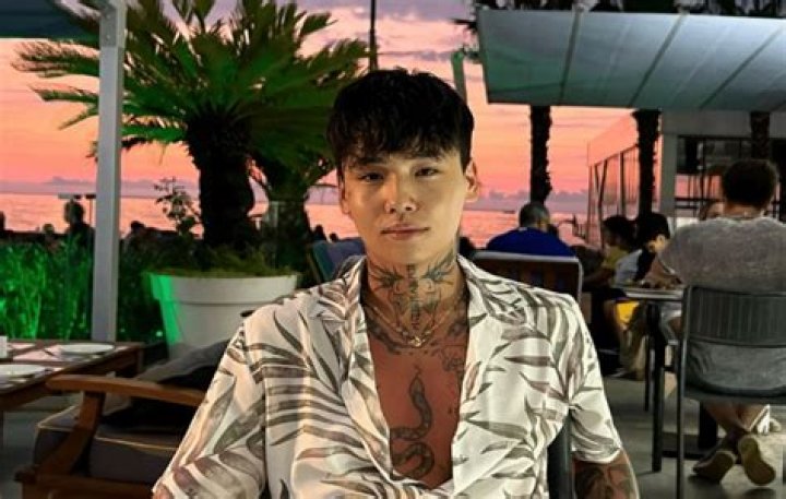 Vlad Hoshin Height, Weight, Net Worth, Age, Birthday, Wikipedia, Who, Instagram, Biography