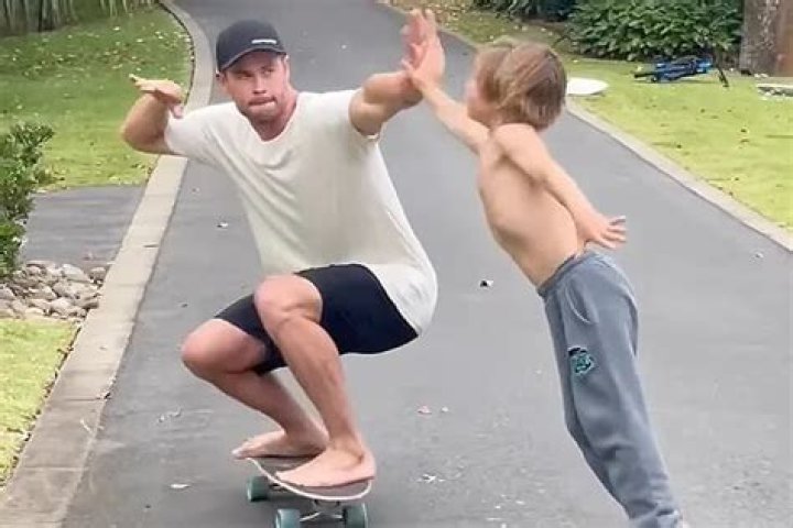 
Watch Chris Hemsworth and His Son Skateboard Through ‘Palm Tree Barrels’ in Impressive Video 