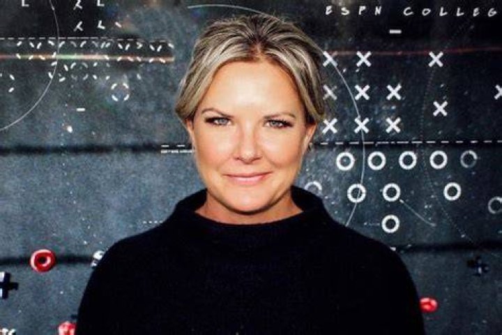 Wendi Nix Height, Weight, Net Worth, Age, Birthday, Wikipedia, Who, Nationality, Biography