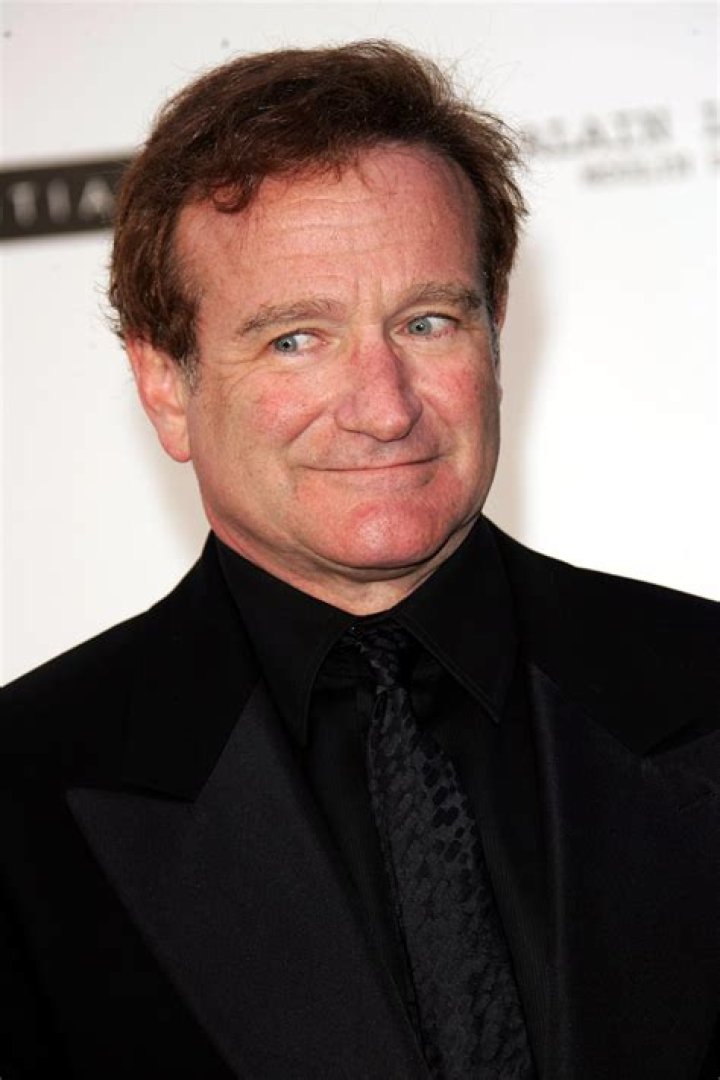 
What Happened To Robin Williams? See His Autopsy Report On Twitter And Reddit 