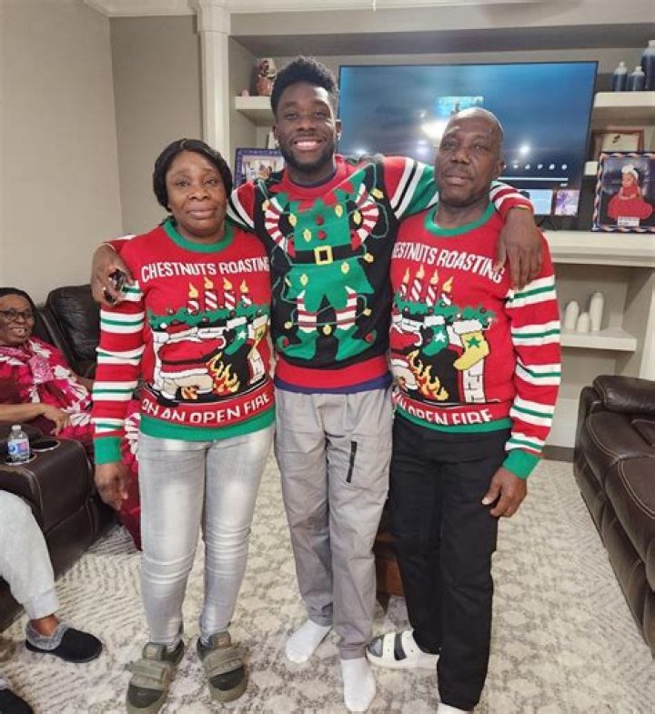 Who are Alphonso Daviess Parents? Alphonso Davies Biography, Parents Name, Nationality and More